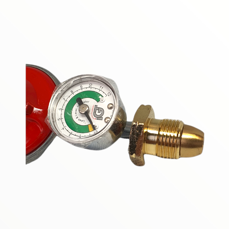 Propane Regulator with Gauge