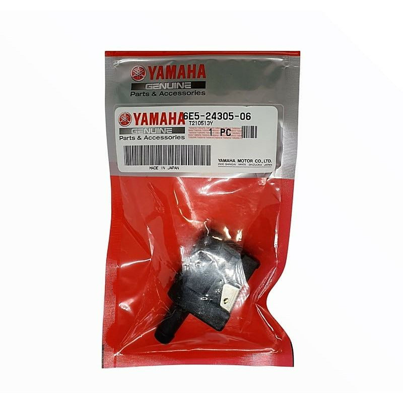 Yamaha 8mm Fuel Connector with Directional Arrow 6E5-24305-06
