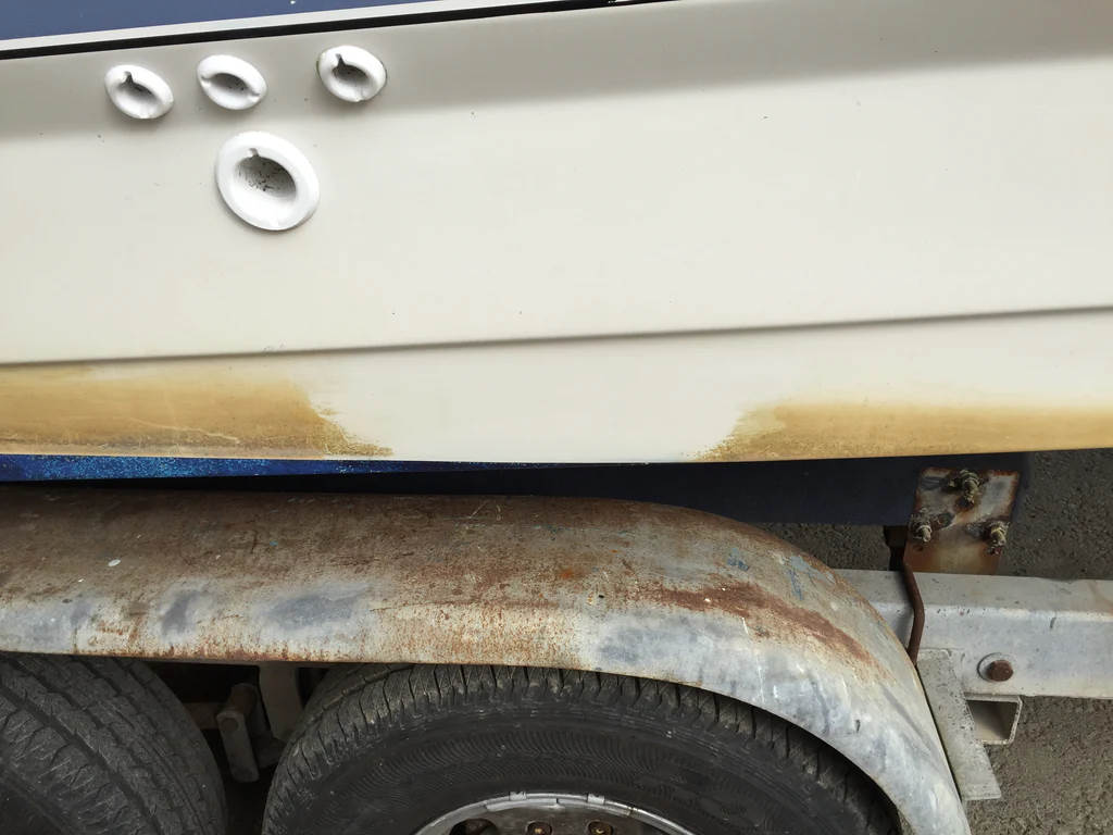 August Race - Bright Coat De-Stainer